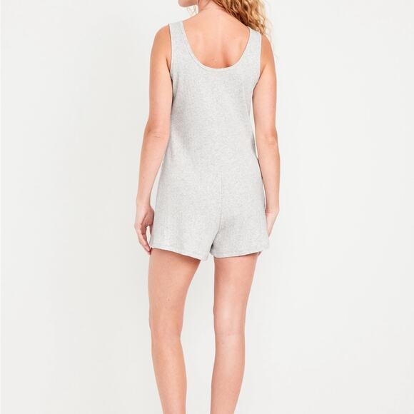 Old Navy light heather gray Knit Henley Romper - Picture 3 of 14